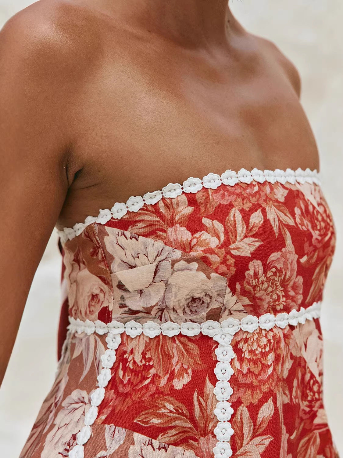Conjunto Corto Floral con Espalda Descubierta