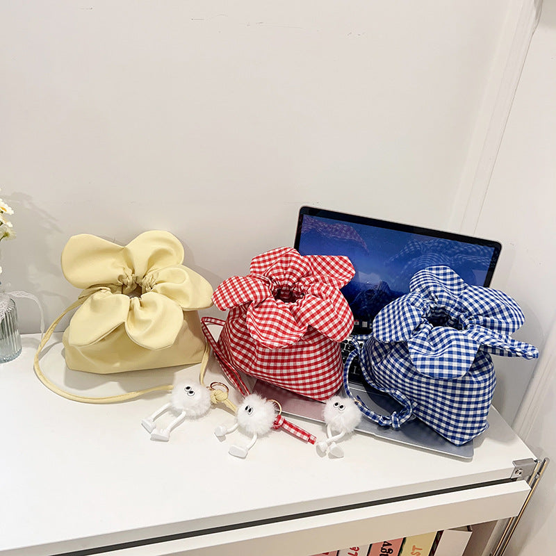 Bolso Cubo Floral con Cordón y Bandolera